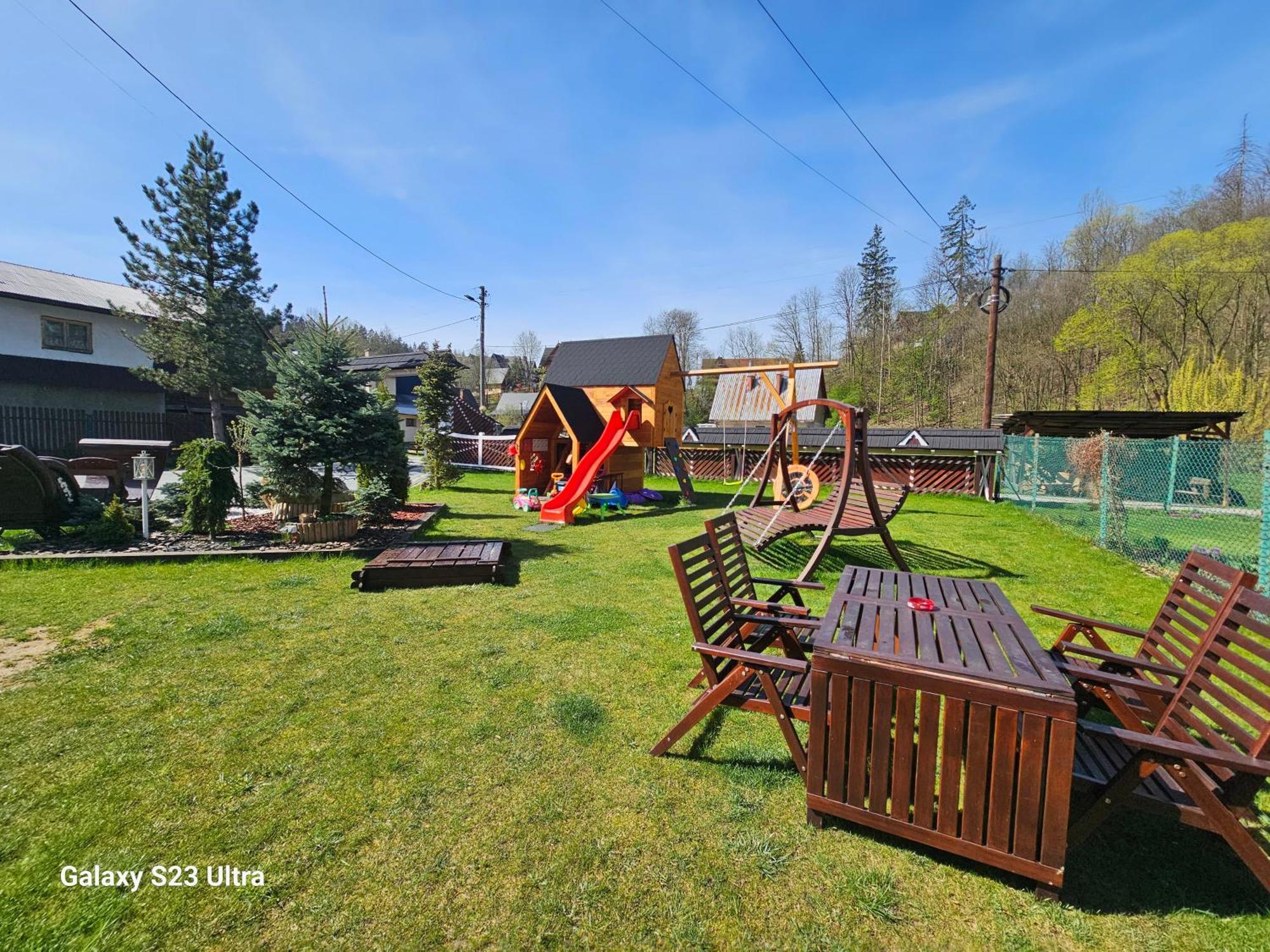 GÓRALSKA VILLA APARTAMENTY Z JACUZZI & HOME SPA & Zakopane Poronin Esterno foto