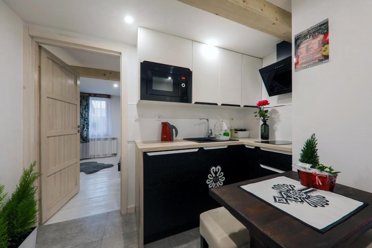 GÓRALSKA VILLA APARTAMENTY Z JACUZZI & HOME SPA & Zakopane Poronin Esterno foto